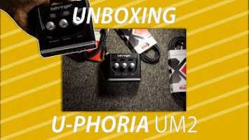 Unboxing of U-PHORIA UM2, Behringer