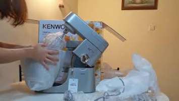 Unboxing Kenwood Chef XL 6.7L Stand Mixer KLV-4100