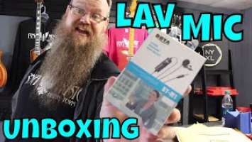 BOYA BY-M1 Lav Unboxing and Big Beard Problems!