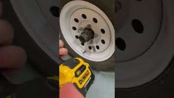 Dewalt DCF903 3/8" Impact Wrench is Insane! - Lug nut removal test