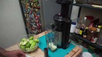 Dapur Bujang Bersama Panasonic Slow Juicer MJ L500