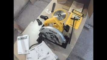 Дисковая пила DeWalt DWE560