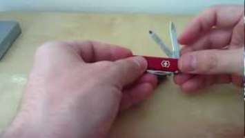 Victorinox Mini Champ 0.6385 - Review