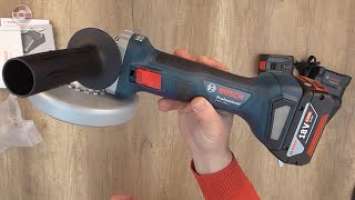 Unboxing BOSCH Cordless Angle Grinder GWS 180-LI Professional - Bob The Tool Man