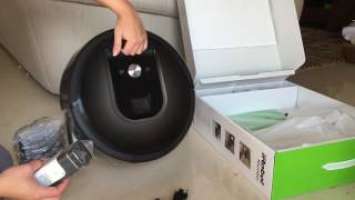 Unboxing IRobot Roomba 980