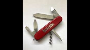 Older Victorinox Swiss Army Hiker Knife