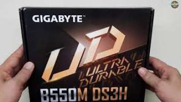 GIGABYTE B550M DS3H Motherboard Unboxing