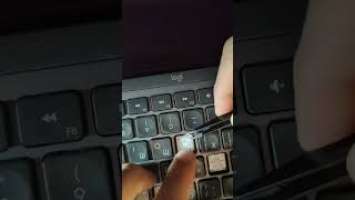 Снять клавишу и ножничный механизм на клавиатуре Logitech Mx keys и craft