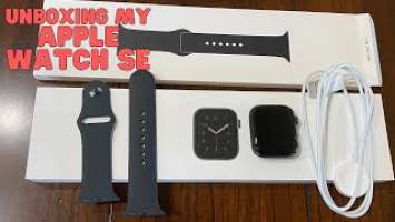 Unboxing Apple Watch SE 44mm