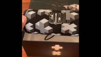 Flip 6 - Martin Garrix Limited Edition unboxing!