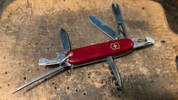 Victorinox 84mm Climber with Long Nail File