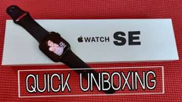 Apple Watch SE (Space Gray) | Quick Unboxing