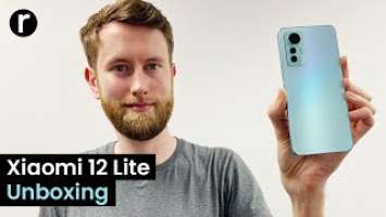 Xiaomi 12 Lite Unboxing and Hands On