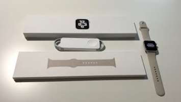 Apple Watch SE Unboxing: Silver! (Aluminum 40mm)