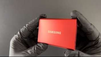 Unboxing SAMSUNG 500GB Portable SSD T7 - Red