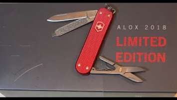 Victoriniox Alox Classic SD in Berry Red