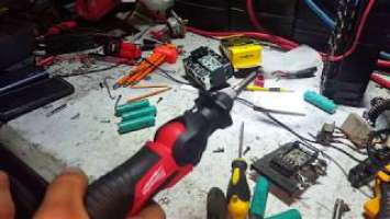 Milwaukee  M12 SI  Cordless Soldering Iron Review / First Test