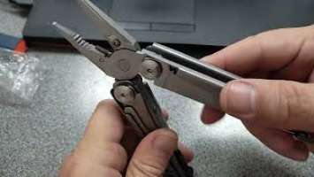 Мультитул с карабином - вариация Leatherman Signal по-китайски