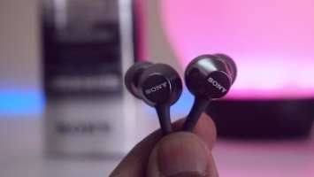 Sony MDR-EX250AP Earphones Review - It's All About Bass!