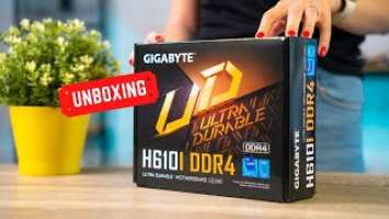 Gigabyte H610I DDR4 mITX | Unboxing & Close-Up Shots