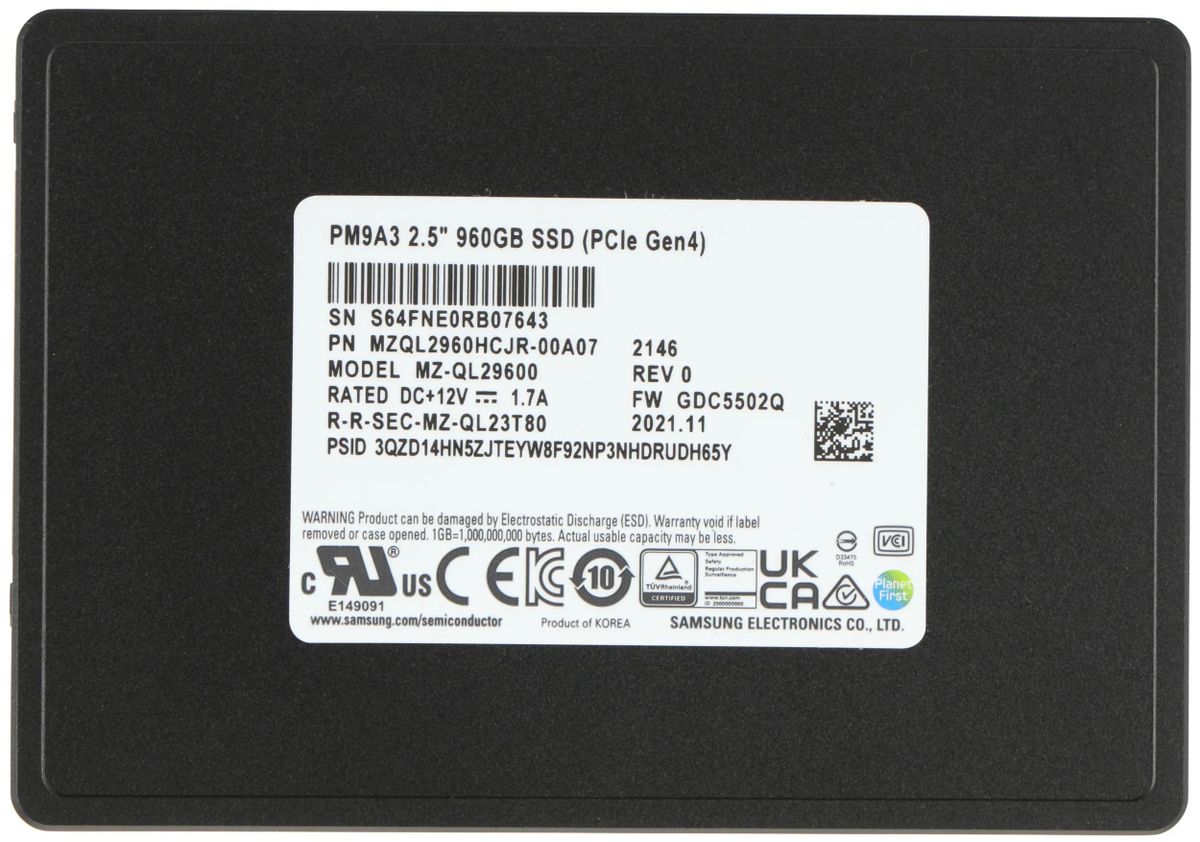 SSD накопитель Samsung PM9A3 MZQL2960HCJR-00A07 960ГБ, 2.5", PCIe 4.0 x4,  NVMe,  U.2